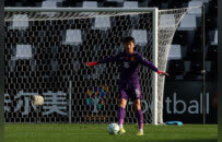 定位球建功，门将开挂，U23国足离创造历史越来越近