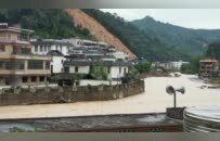 抢通洪水“孤岛”江湾镇：有人遇难，有人收到预警未撤离