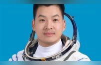 李广苏：第三批航天员中唯一的文科生，想念母亲做的地锅鸡