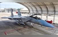 美国“最强F15”保护日本：寿命2万小时，用到中国六代机服役？