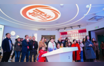 同行二十余载，672名劲牌经销商及亲友相聚叙情谊