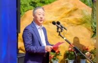 酒业泰斗梁邦昌雕塑揭幕，洋河永续大师精神