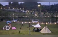 荣昌实力宠粉：酒店爆满开放公园露营，连夜修路灯装直饮水