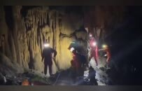 第一批参加“科考”旅行的中产，已经返贫了