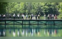 “九寨沟调度能力强”火上热搜：五一假期迎客超15万创新高，为何还能“不挤”？