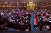 英国右翼党崛起，选举“横扫”674个席位，两党百年政局将被终结