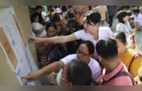 菲律宾中期选举结果揭晓，马科斯与杜特尔特家族重回“权力的游戏”