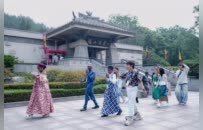 洋面孔邂逅千年古韵！多国留学生深度探访徐州鼓楼