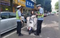 违规加装遮阳伞、不佩戴安全头盔？抚州严查摩托车、电动车交通违法