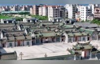 1.14亿的违法建筑群，几小时就拆完了