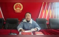 设宴送礼为乡长等2人“饯行”，乡党委书记安排向47人摊派7000余元