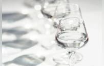 谁偷走了饮酒的快乐？酒业该向零食巨头学“悦己”了！