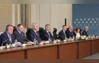 谈判草草结束，细看条件都够狠