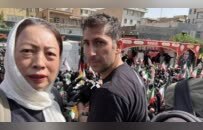 凤凰女记者战地日记丨伊朗民众国葬上大喊打倒美国，现场CNN记者：他们行动上可不那样