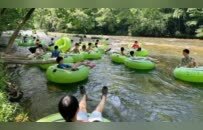“窝囊旅游三件套”，拯救多少打工人？