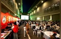 云龙“第二现场”燃爆苏超之夜：巨幕、美食与非遗织就城市狂欢