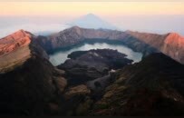 《孤独星球》都在夸的南半球最美火山徒步线，就藏在巴厘岛旁边！
