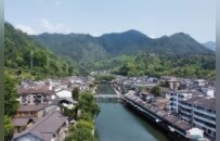 景德镇瑶里古镇人气高却长期亏损：旅游体验单一 游客逛完就走