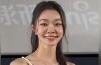 宋轶“秒回应”整容争议，姐姐活人感太强了！