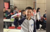 西湖街道绿地社区开展“邻里团圆庆中秋・同心共贺祖国好”主题活动