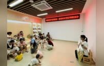 秋日温馨相聚 亲子共赴童话之约——流塘社区亲子早教活动温情落幕