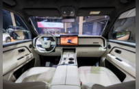 2025广州车展：“让豪华，更丝滑” 全球新旗舰极石ADAMAS亮相广州车展