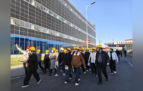 敬安中学百名师生走进钢厂，开启“工业魔法”研学之旅