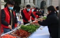 兔子不只可爱还可“啃” 看河南农大文化节的这场产业破壁之旅