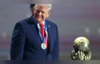 落选诺贝尔和平奖后，特朗普获得首届国际足联和平奖