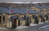 村里发房子了，榆中灾民住进“别墅”