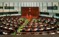 90名香港立法会议员逐一宣誓，李家超提三点期望