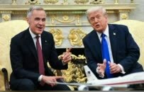 受尽“美国51州”羞辱，加拿大总理时隔8年访中国