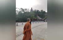 心安天下平：一名义工忆净因大和尚的点滴往事