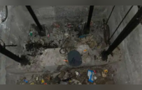 印度一老人跌入电梯井无人发现，被电梯厢反复碾轧10天，警方立案：遗体已高度腐烂