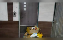 印度一老人跌入电梯井无人发现，被电梯厢反复碾轧10天，警方立案：遗体已高度腐烂