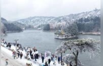 庐山：雪景醉游人（图）