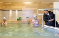 金正恩出席劳动者休养所竣工典礼，坐温泉边与民众交谈