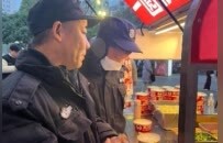 持续100天！南昌一老板亲自掌勺为基层工作者提供免费炒粉，每天100份