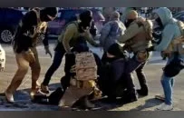 美媒逐帧还原明州枪击经过：现场画面与目击者证词均与官方通报相悖