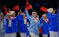 中国代表团亮相冬奥会开幕式