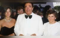 爱泼斯坦的“恶魔女友”，在狱中过上VIP生活