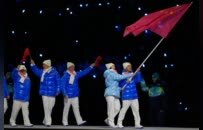 中国代表团亮相冬奥会开幕式