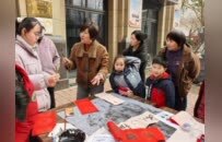 晖达社区开展“墨香润心 书香致远"写春联送祝福活动