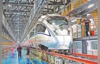 春运的时代记忆 从“唉，老挤”到“爱你老己”  有一种“中转站”叫郑州