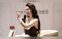 “娇妻”流水线上，躺满绝望主妇