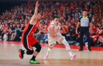 赢日本！15分大逆转！中国男篮拿下生死战