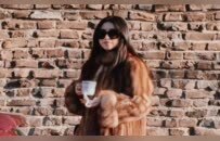 朱珠买二手皮草，明星买二手服饰丢人吗？