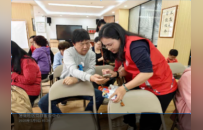 情暖银龄，智享生活——渔业社区开展“时光讲堂AI公益课”