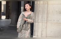 刘亦菲的脸、全智贤的身材都穿不好看，大牌的丑衣服卖给谁了？