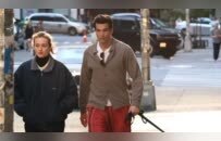 今年最养眼的爱情剧，“美国王子爱上在CK叠衣服的我”